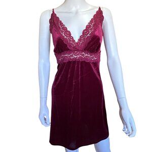 Linea Donatella Burgundy Lace-Trim Velvet Chemise Nightgown Womens Size XL